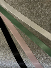 Load image into Gallery viewer, Glass feather bauble