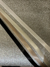 Load image into Gallery viewer, Glass feather bauble