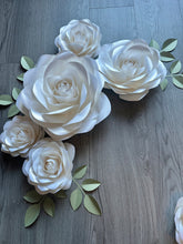 Load image into Gallery viewer, White Gold Dust Flower Set