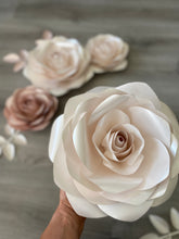 Load image into Gallery viewer, Pearl Rose Set