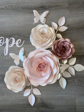 Load image into Gallery viewer, Large Pearl Rose Set