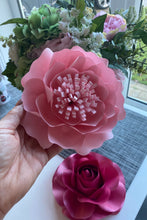 Load image into Gallery viewer, Mini Rose and Peony Pearl Set