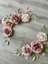 Load image into Gallery viewer, Mini Pearl Rose Set