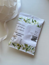Load image into Gallery viewer, Neutral Baby Shower Crisp Bag
