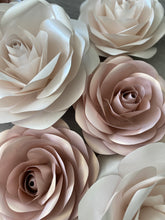 Load image into Gallery viewer, Pearl Rose Set
